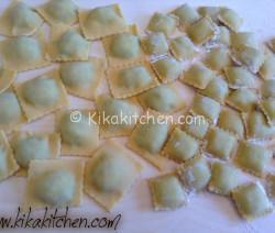 ravioli ricotta e spinaci