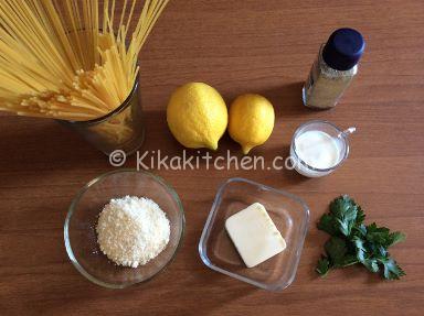 spaghetti al limone (pasta al limone)