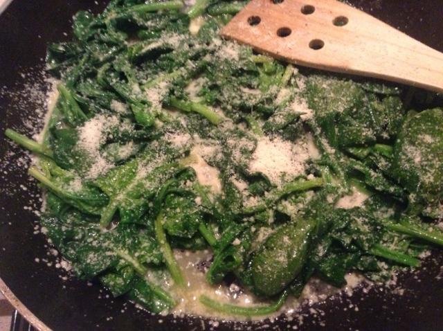 spinaci al burro con il parmigiano