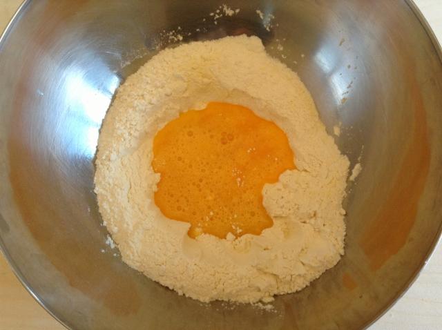 preparare la pasta all'uovo