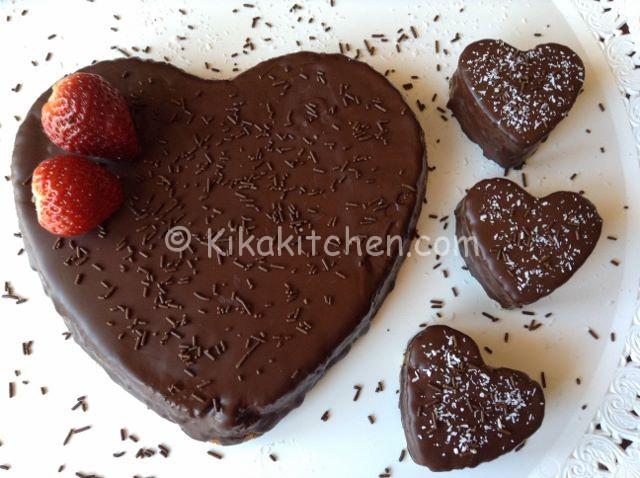 torta a forma di cuore