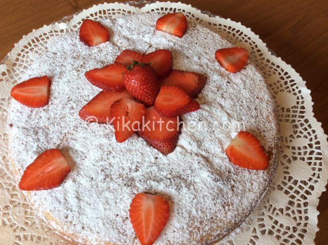 torta con le fragole