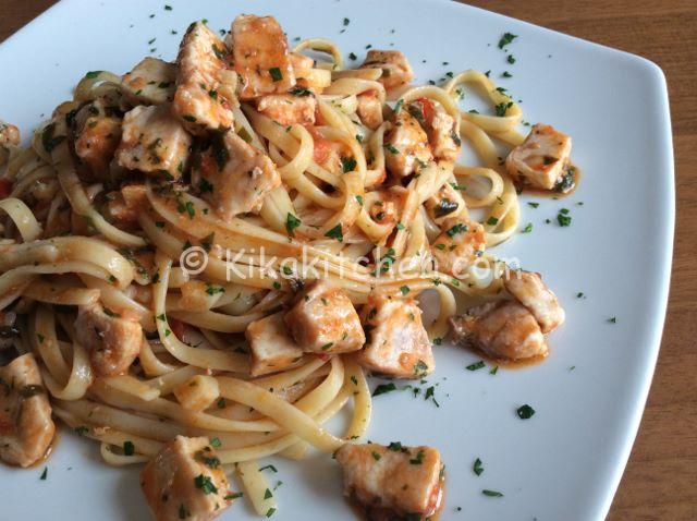 pasta con pesce spada e pomodorini