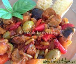 Caponata con peperoni e patate. Ricetta passo passo