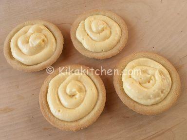 crostatine crema e frutti di bosco