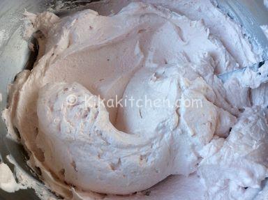 mousse panna e yogurt ai frutti di bosco