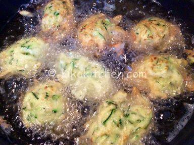 ricetta frittelle di zucchine