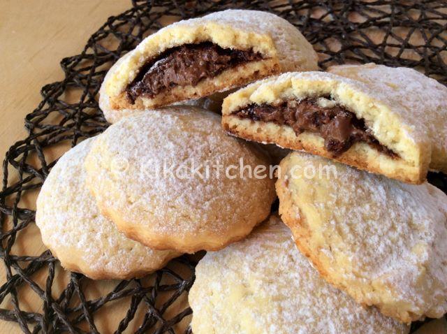 biscotti con nutella