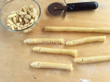 biscotti di ta di strega