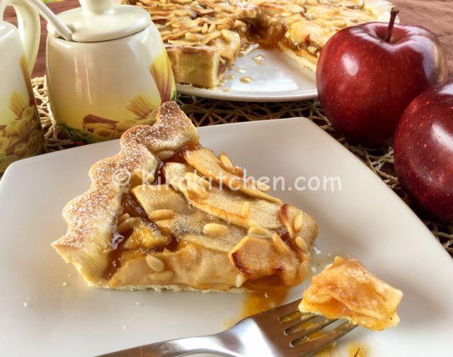 crostata di mele con marmellata