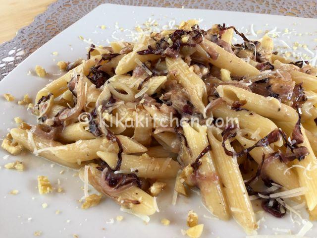 pasta con radicchio e stracchino