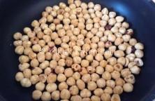 Come tostare le nocciole con metodi pratici e veloci