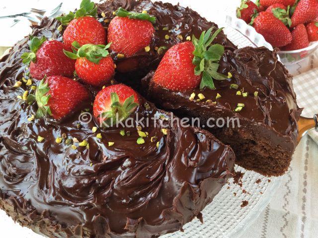 torta al cioccolato e fragole ricetta