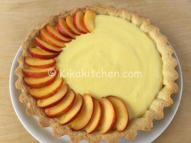 crostata di pesche con crema