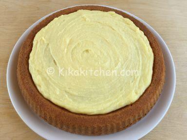 crostata morbida alla frutta con crema