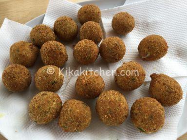 polpette di zucchine fritte ricetta