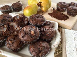 Muffin pere e cioccolato alti e sofficissimi
