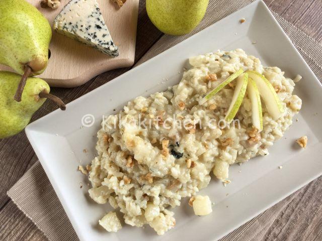 Risotto pere e gorgonzola con noci tritate | Kikakitchen