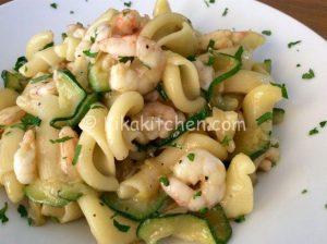 Pasta zucchine e gamberetti bimby facile da preparare