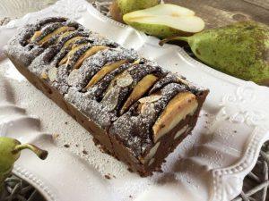 Plumcake pere e cioccolato soffice e morbido. Ricetta facile.