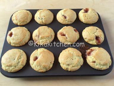 muffin soffici con marmellata