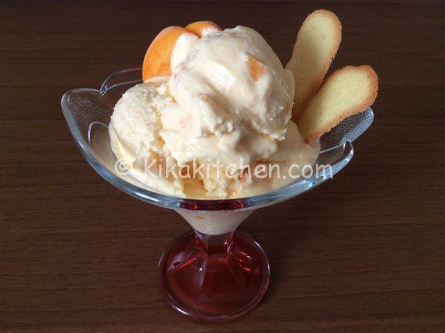 gelato alla pesca bimby servito