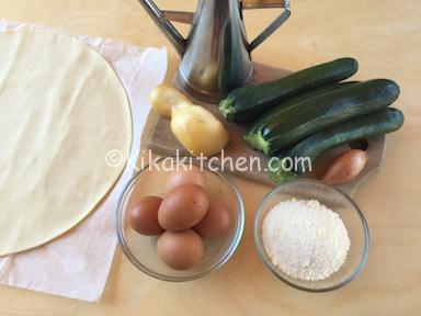 ingredienti torta salata con zucchine