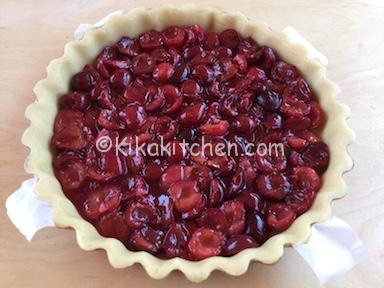 crostata con ciliegie fresche