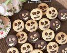 Wilton Set Taglia Biscotti A Forma Di Teschio Per Halloween – Acciaio Inox Con Impugnatura Comoda, 10.2 Cm, Include Ricetta