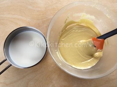 torta con latte caldo