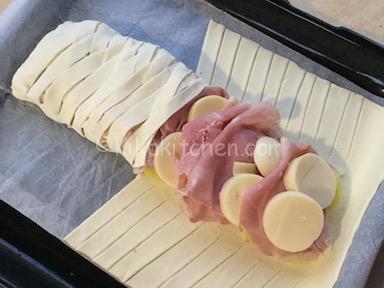 treccia di pasta sfoglia