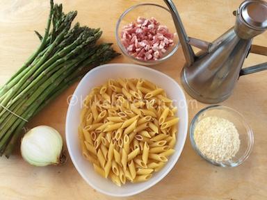 ingredienti pasta asparagi e pancetta