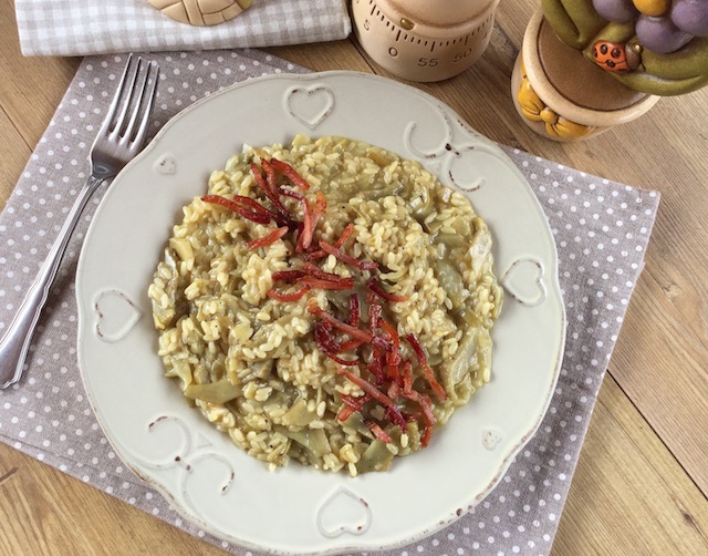 Risotto con carciofi e speck croccante Kikakitchen
